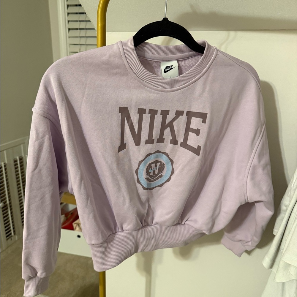 Nike Women's Lavender Cropped Sweatshirt